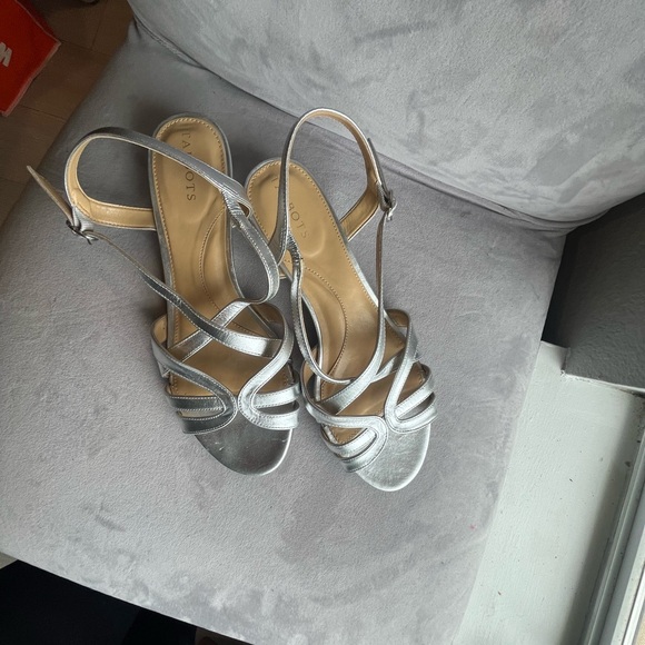 TALBOTS SANDALS SIZE 8.5 M Capri Metallic, micro wedge‎ - Picture 3 of 6
